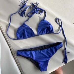 Acacia s makai bottom and m top in Juniper